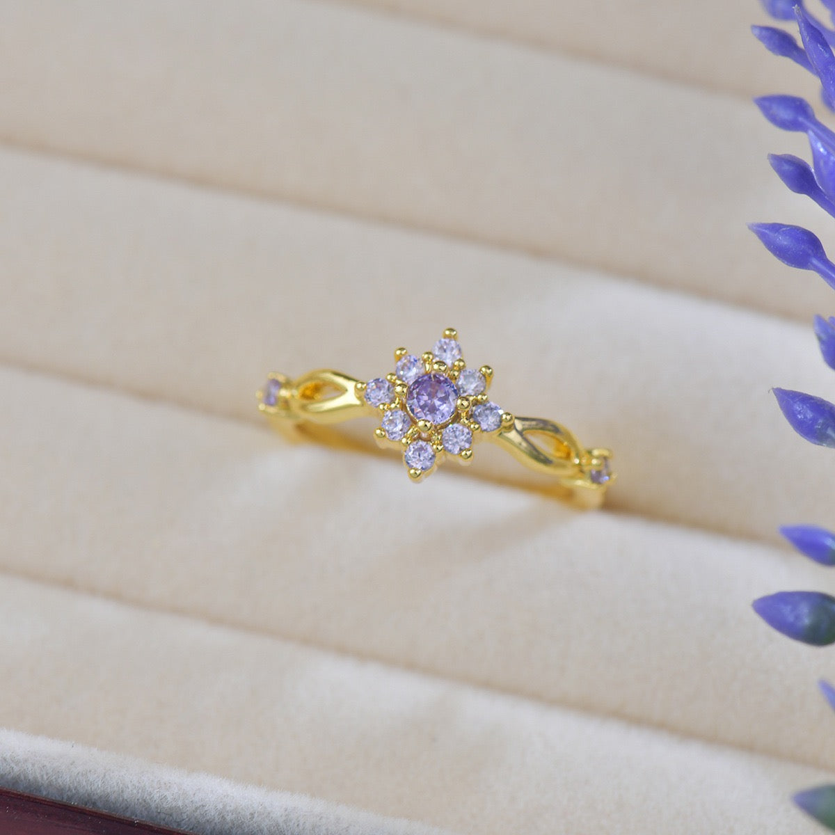 Royal Style Dainty Ring