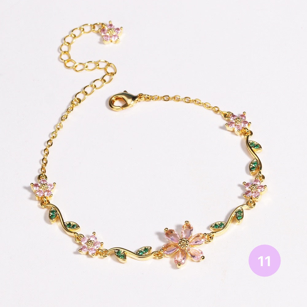 Dainty Flower Bracelet