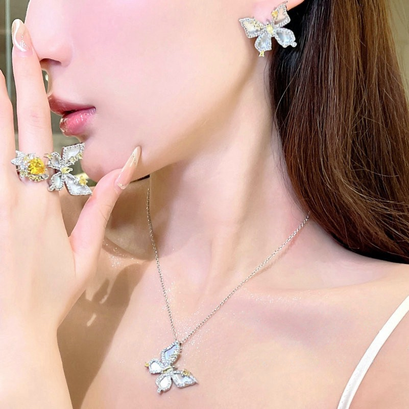 Golden Butterfly Fine Jewelry Collection