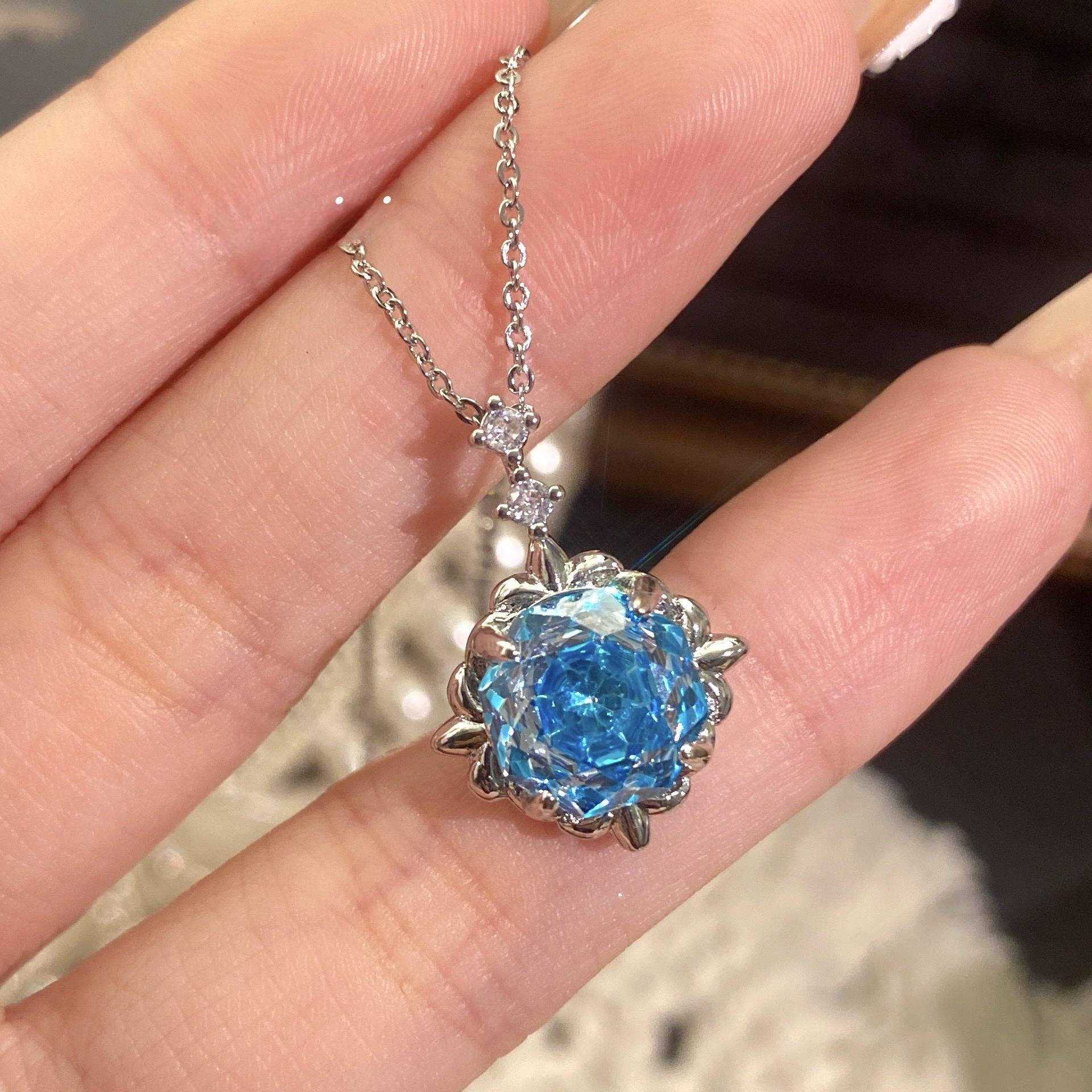 Rose Cut Floral Crystal Pendant Necklaces