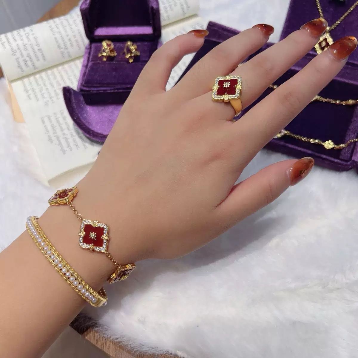 Red Onyx Four-Leaf Clover Jewelry Set
