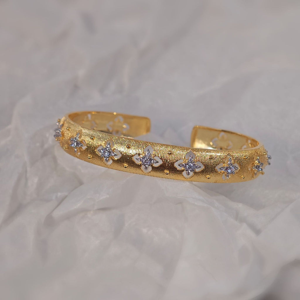 Four Leaves Clover Bangle