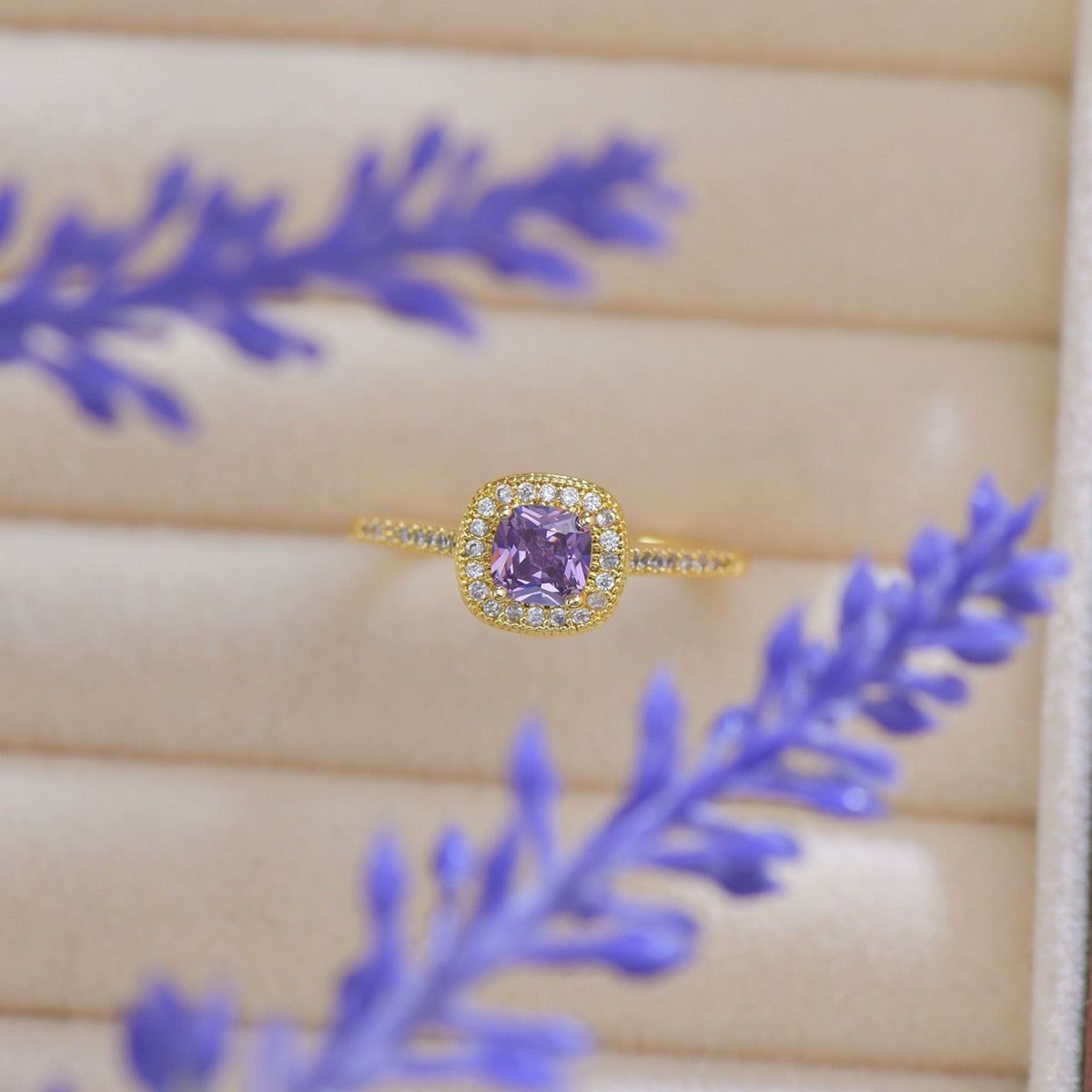 Royal Style Dainty Ring