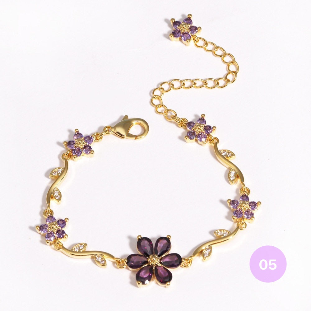 Dainty Flower Bracelet