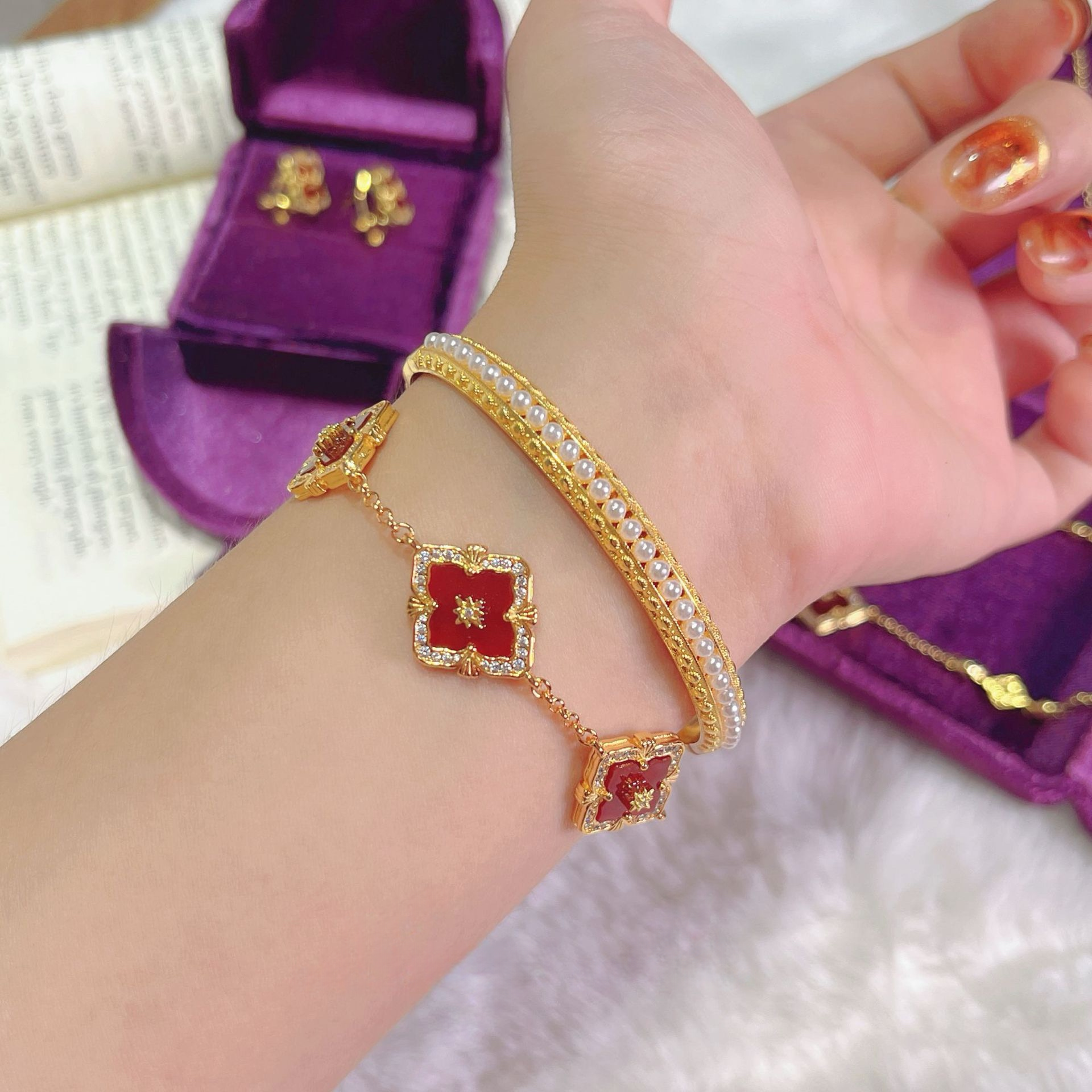 Red Onyx Four-Leaf Clover Jewelry Set