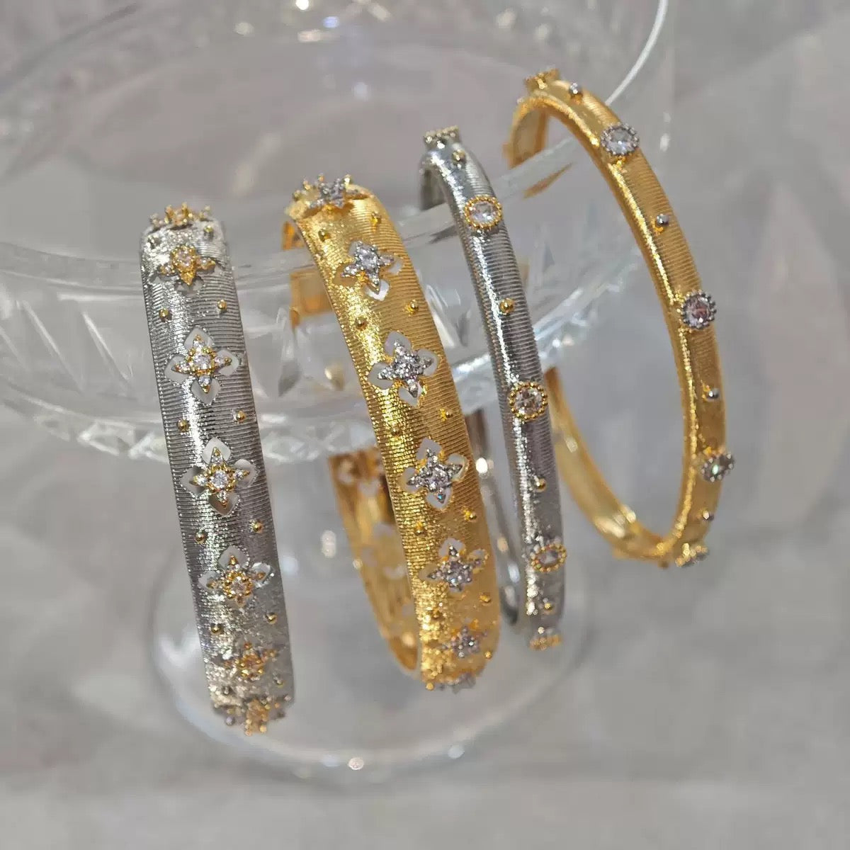 Four Leaves Clover Bangle