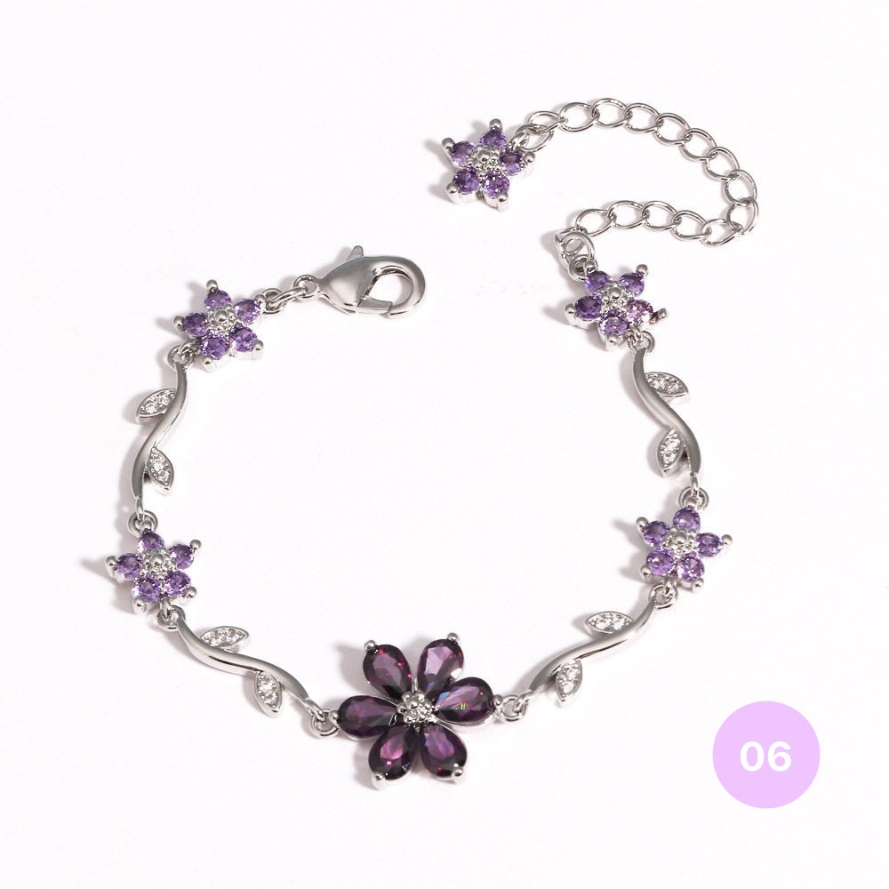 Dainty Flower Bracelet