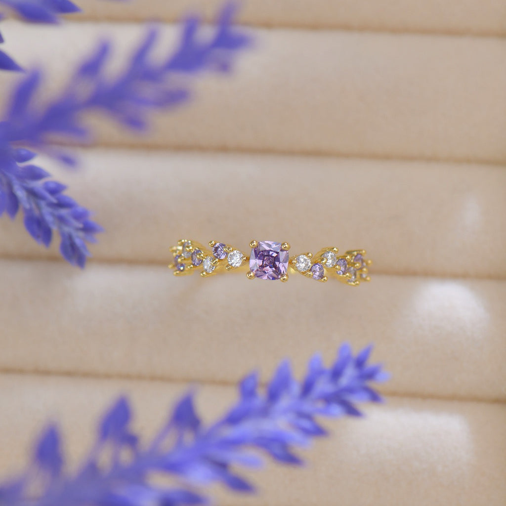 Royal Style Dainty Ring
