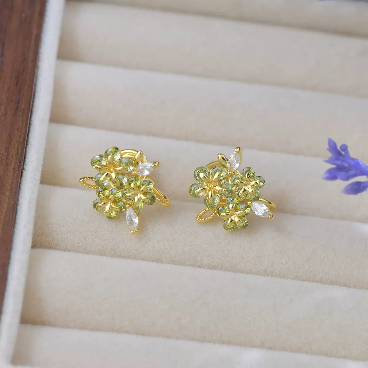Dainty Flower Stud Earring