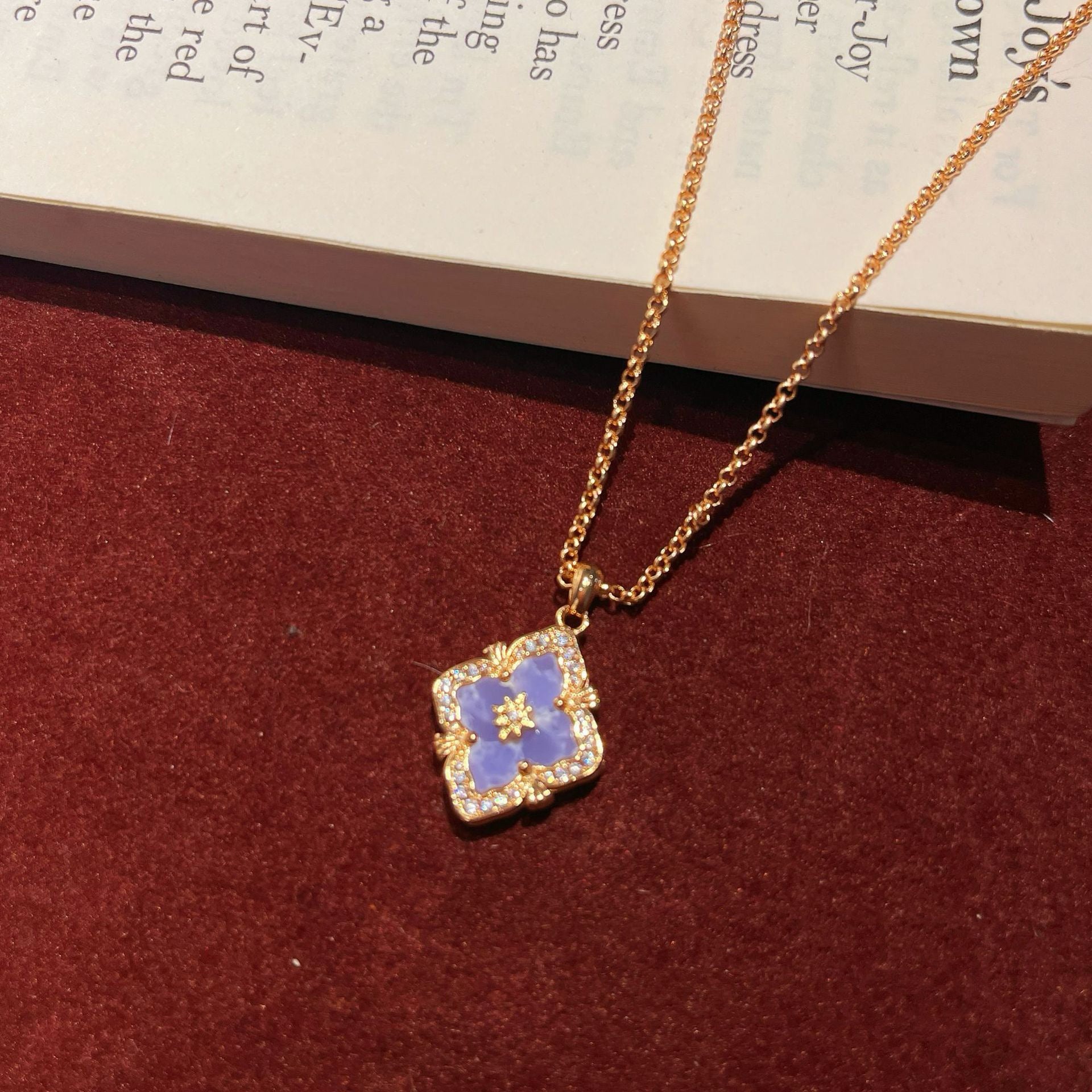 Mystic Purple Clover Jewelry Set