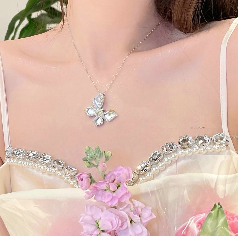 Golden Butterfly Fine Jewelry Collection