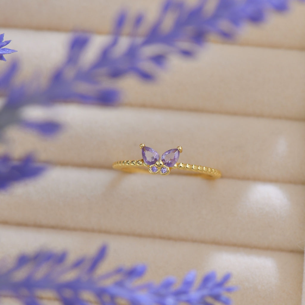 Royal Style Dainty Ring
